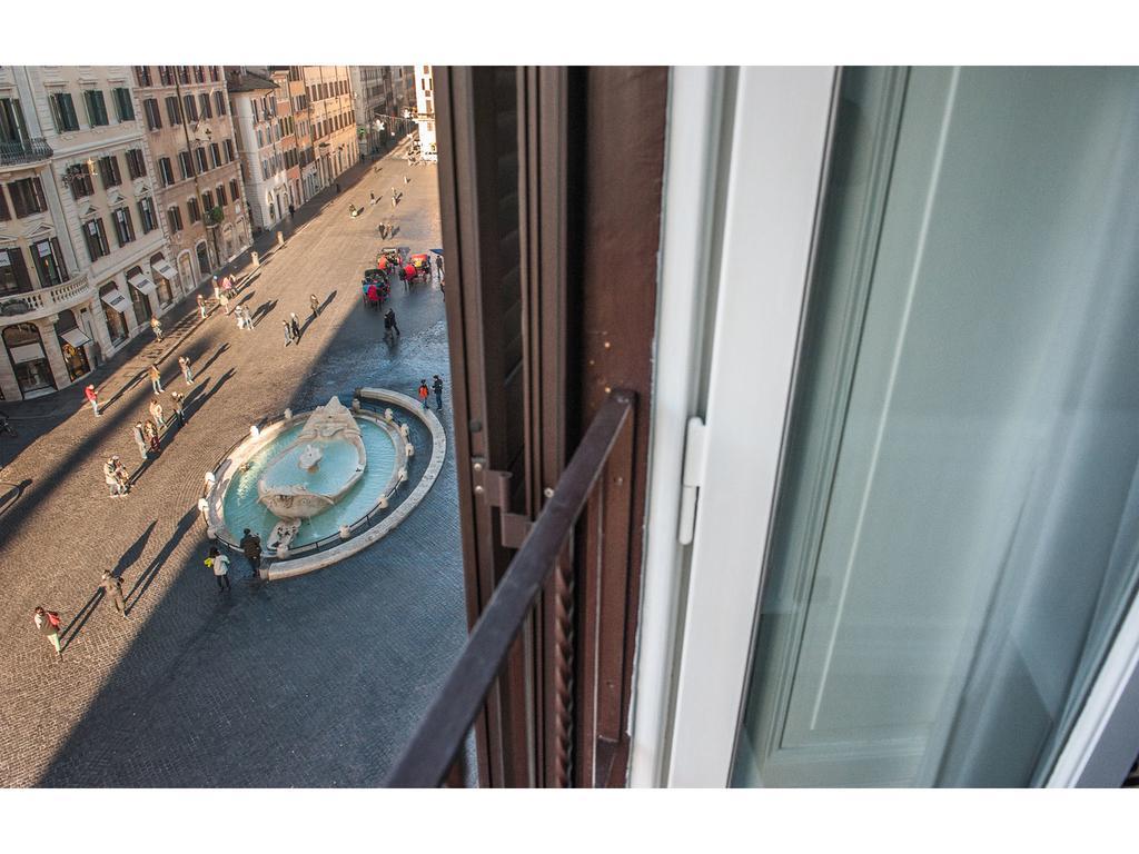 Suite Spagna 29 ローマ 部屋 写真